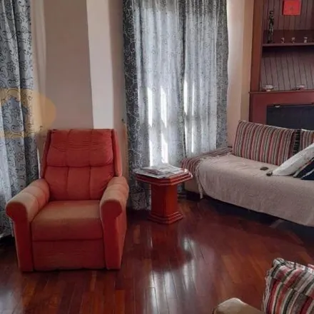 Buy this 3 bed apartment on Rua Prisciliana Duarte 13 in Jardim da Saúde, São Paulo - SP