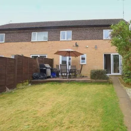Image 1 - 48, 50, The Camellas, Banbury, OX16 1YT, United Kingdom - Townhouse for rent