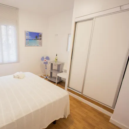 Rent this studio apartment on Carrer de Montant in 15, 46011 Valencia