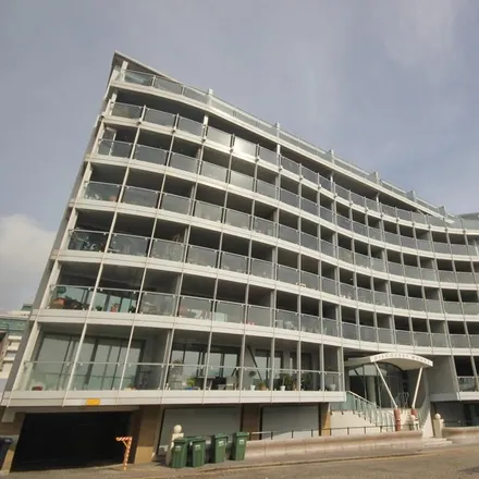 Rent this 2 bed apartment on Discovery Wharf in Martin Lane, Plymouth