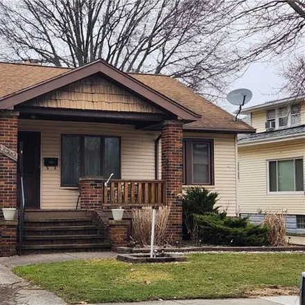 Rent this 3 bed house on 5136 Wetzel Avenue in Cleveland, OH 44109