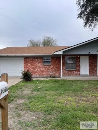 Image 1 - 909 Live Oak Cir, Harlingen, Texas, 78550 - House for sale