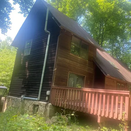 Buy this 3 bed house on Zebulon Highway in Zebulon, Pike County