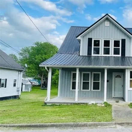 Buy this 3 bed house on 114 Texas Street in Greensburg, Green County