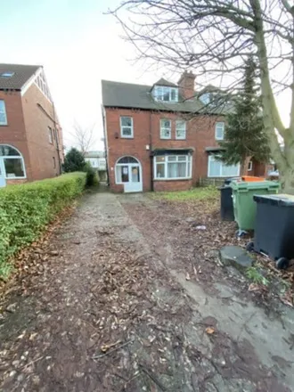 Rent this 6 bed townhouse on St. Michael's Fisheries in 5-7 St Michael's Lane, Leeds