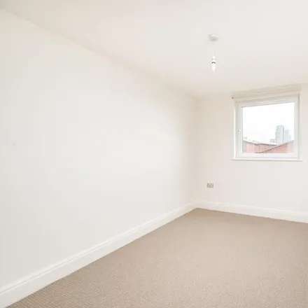 Image 3 - Anchor House, Smugglers Way, London, SW18 1AZ, United Kingdom - Apartment for rent