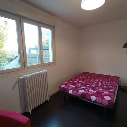 Image 2 - 69 Rue Chanzy, 72000 Le Mans, France - Apartment for rent