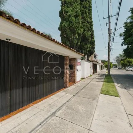 Buy this 6 bed house on Calle Napoleón in Terranova, 44670 Guadalajara