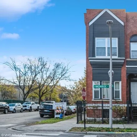 Image 2 - 100-106 South Leavitt Street, Chicago, IL 60612, USA - House for sale