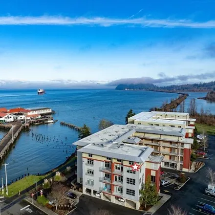 Buy this 2 bed condo on 3910 Abbey Lane in Astoria, OR 97103