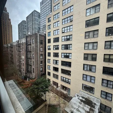 Rent this 1 bed apartment on 1st Avenue Tunnel in New York, NY 10022