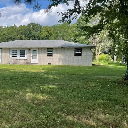Buy this 3 bed house on 1501 County Road East 850 South in Villa Park, Bartholomew County