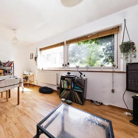 Buy this 1 bed apartment on Tavistock Road in London, CR0 2AN