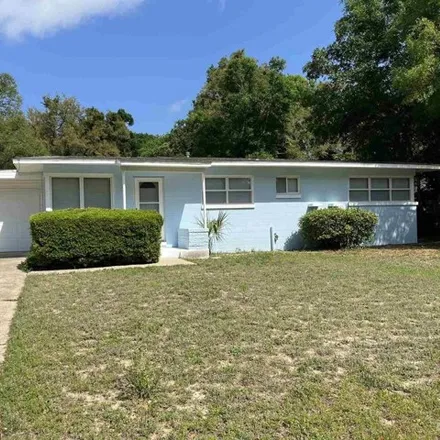 Buy this 3 bed house on 536 Edgewood Circle in Escambia County, FL 32506