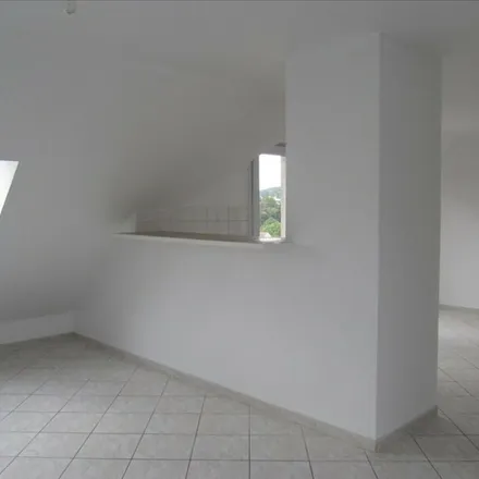 Rent this 3 bed apartment on 80 Rue des Casseaux in 91140 Villebon-sur-Yvette, France