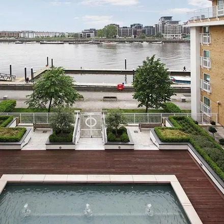 Image 2 - Waterfront House, 20 Lombard Road, London, SW11 3RJ, United Kingdom - Apartment for rent