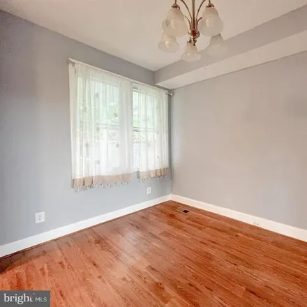 Image 7 - 2106 Presstman Street, Baltimore, MD 21217, USA - Townhouse for rent