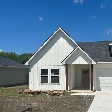 Buy this 3 bed house on 370 Third Avenue in Milford, Ellis County