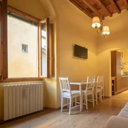 Image 1 - Sdrucciolo dei Pitti 2 R, 50125 Florence FI, Italy - Apartment for rent