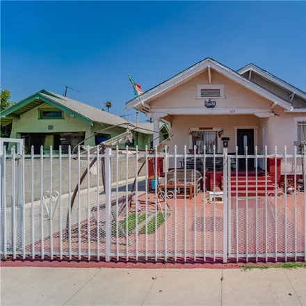 Image 2 - 527 West 62nd Street, Los Angeles, CA 90044, USA - House for sale