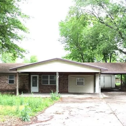 Buy this 3 bed house on 1101 Southeast East Street in Bentonville, AR 72712