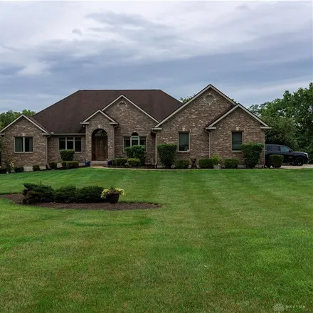 Buy this 5 bed house on 8074 Dry Run Circle in Montgomery County, OH 45327