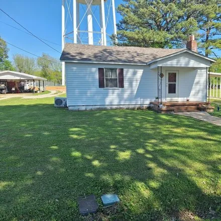 Buy this 2 bed house on 145 Lexington Street South in Bruceton, Carroll County