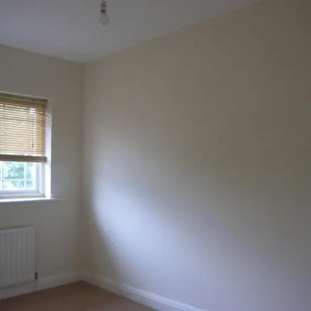 Image 3 - 6 Barford Drive, Dean Row, SK9 2GB, United Kingdom - Apartment for rent