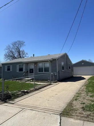 Buy this 3 bed house on 1436 North 22nd Street in Council Bluffs, IA 51501