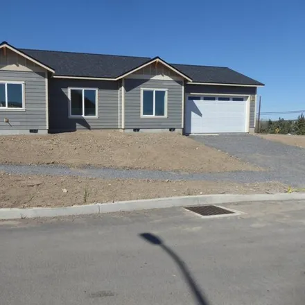 Buy this 3 bed house on 592 Southwest Culver Highway in Madras, OR 97741