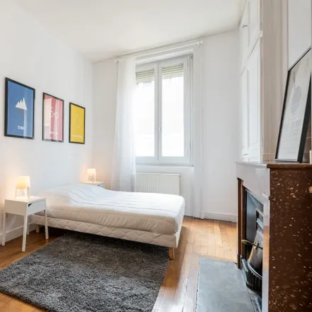 Image 1 - 92 rue Pierre Corneille - Room for rent