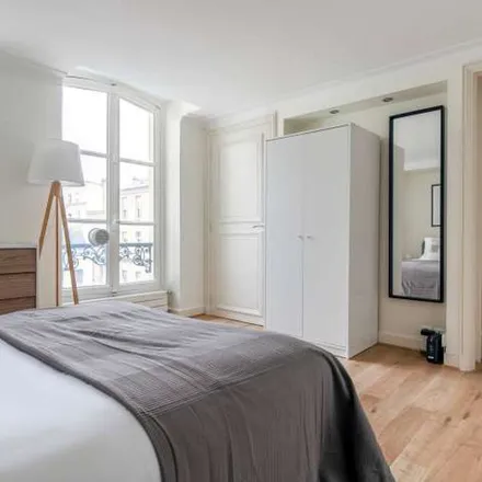 Image 8 - 42b Rue de Bourgogne, 75007 Paris, France - Apartment for rent