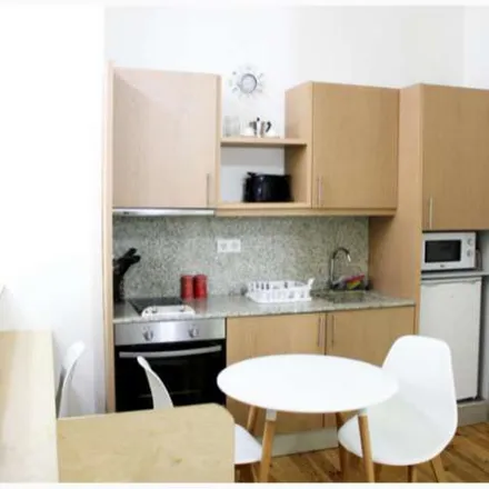 Rent this 1 bed apartment on Rua Antero de Quental 176 in 3000-033 Coimbra, Portugal