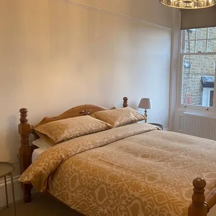 Rent this 1 bed apartment on London in IG8 9EF, United Kingdom