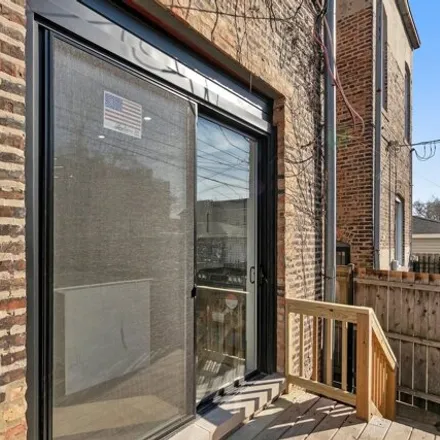 Image 6 - 3634 South Calumet Avenue, Chicago, IL 60653, USA - House for sale