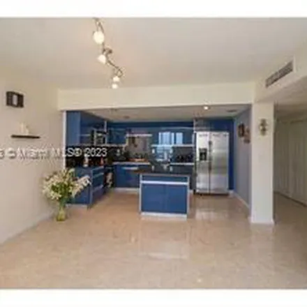 Image 7 - unnamed road, Golden Shores, Sunny Isles Beach, FL 33160, USA - Apartment for rent