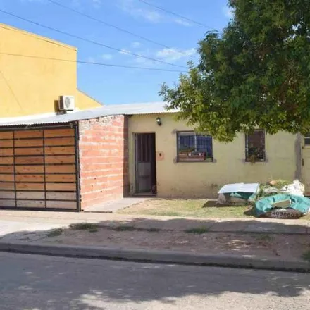 Buy this 3 bed house on Pasaje Puerto Argentino in FAVALORO, Santa Fe