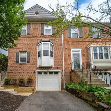 Rent this 3 bed townhouse on 8527 Blue Bird Woods Court in Newington, Fairfax County