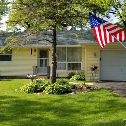 Image 1 - 444 Brickley Drive, Fontana-on-Geneva Lake, Walworth County, WI 53125, USA - House for rent