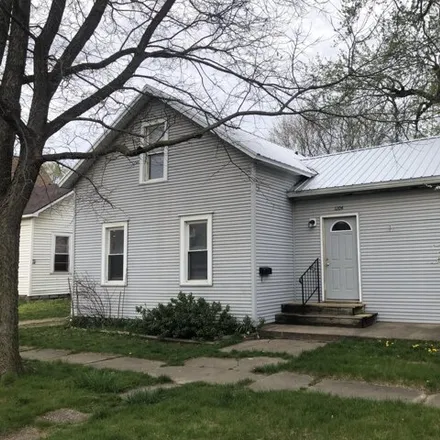 Buy this 2 bed house on 1228 3rd Street in Three Rivers, MI 49093