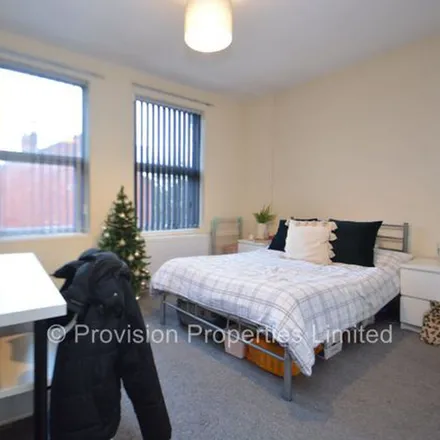Image 2 - Ash View, Leeds, LS6 3JH, United Kingdom - Apartment for rent