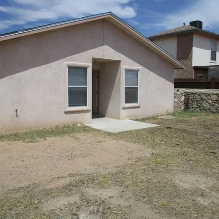 Image 4 - 5700 Rick Husband Dr, El Paso, Texas, 79934 - House for rent