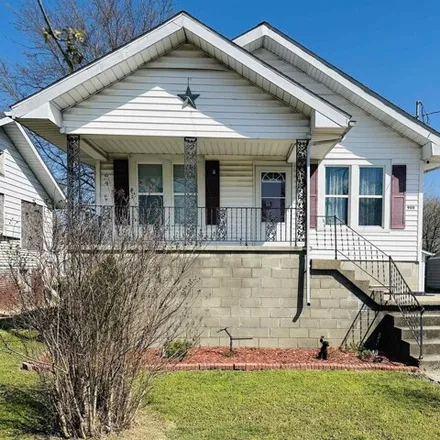 Buy this 2 bed house on Vine Street in Harrisburg, IL 62946