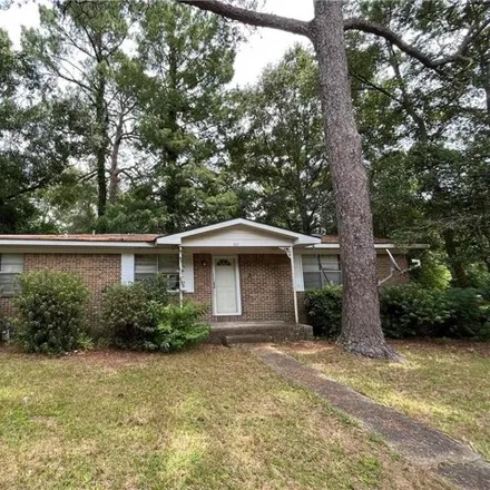 Image 2 - 2312 Riviera Dr S, Mobile, Alabama, 36605 - House for sale