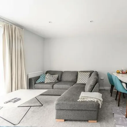 Image 3 - Hindon Court, 104 Wilton Road, London, SW1V 1HP, United Kingdom - Apartment for sale