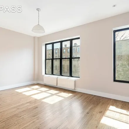 Image 2 - 356 Halsey Street, New York, NY 11216, USA - Townhouse for rent