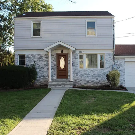 Buy this 5 bed house on 2194 3rd Street in East Meadow, NY 11554