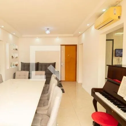 Buy this 3 bed apartment on Rua Wenceslau Brás in Centro, São Bernardo do Campo - SP