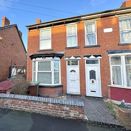 Rent this 3 bed duplex on Victoria Road in Wednesfield, WV11 1RL