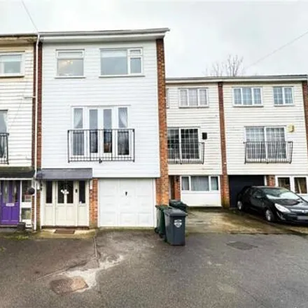 Buy this 4 bed townhouse on Lads of the Village in Elizabeth Street, Worcester Park Estate